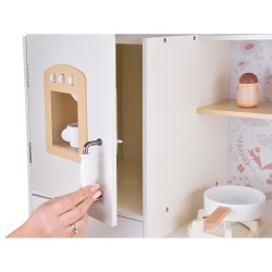 Детска Дървена Кухня GINGER HOME – Винтидж Модел с Електронни Котлони, Светлини, Звуци и Мивка с Течаща Вода, 91×31×90 см - W10C790F - view 8
                  